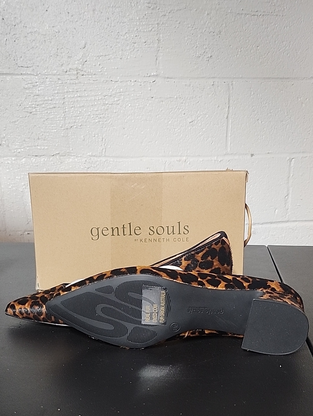 Kenneth Cole Gentile Souls Gardena Leopard Haircalf